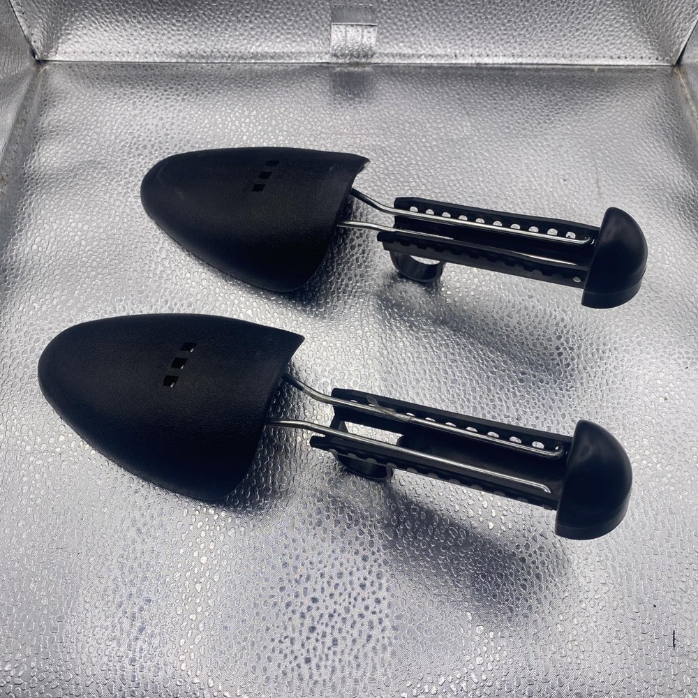 Plastic Adjustable Shoe Trees 1 Pair-Stretchers, Shapers
